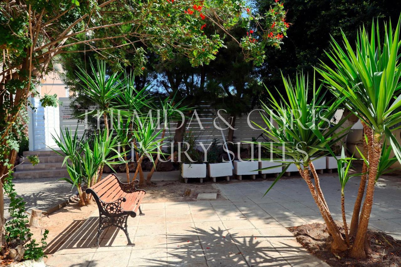 Beachfront Skyline Retreat 1Br Pool Central Lárnaka Kültér fotó